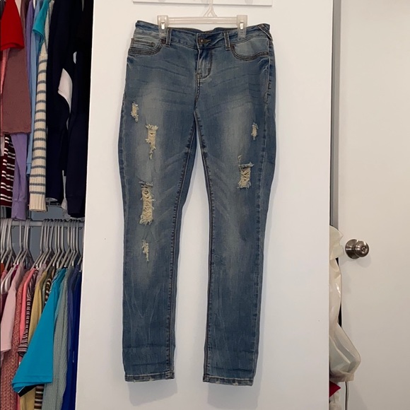 Maurices Denim - Ripped maurices jeans! Check size💕